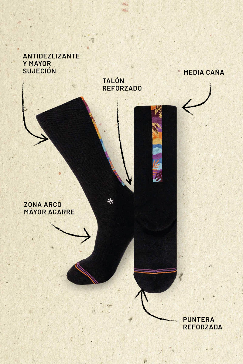 Socks Sunset Beach - Image 4