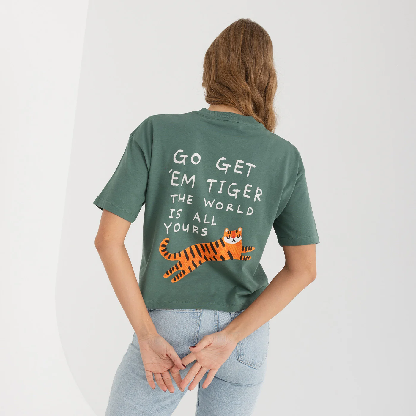 The world is all yours Cropped Tee - Image 7